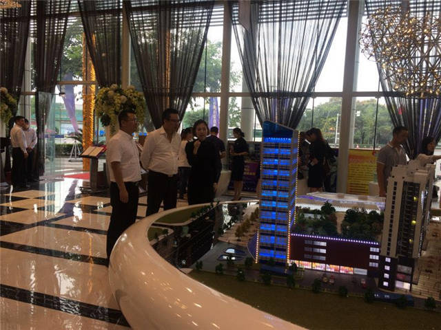 熱烈歡迎香港西貢區(qū)工商聯(lián)魏志偉會(huì)長(zhǎng)一行到東辰集團(tuán)參觀訪問