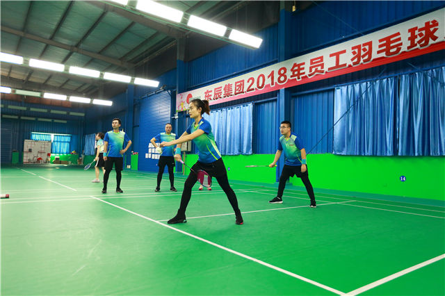 激情飛揚(yáng) 誰(shuí)羽爭(zhēng)鋒 激情飛揚(yáng) 誰(shuí)羽爭(zhēng)鋒